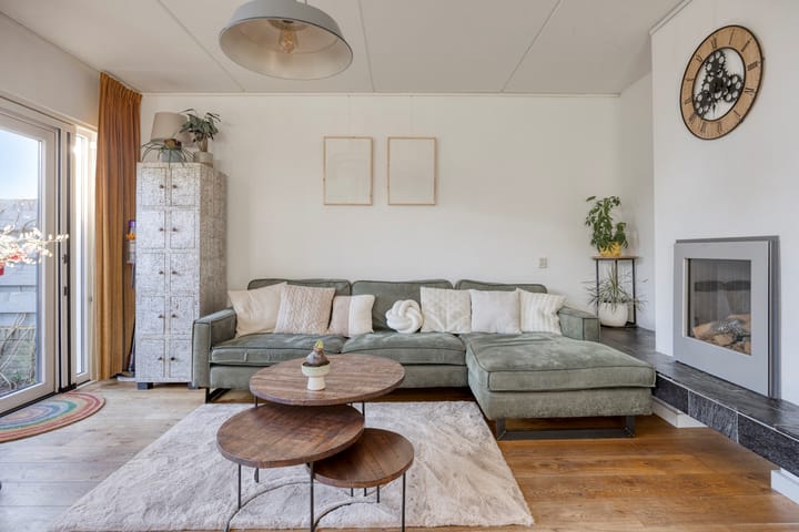 Photo 13 of Einsteinstraat 20