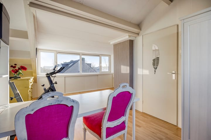 Photo 33 of Einsteinstraat 20