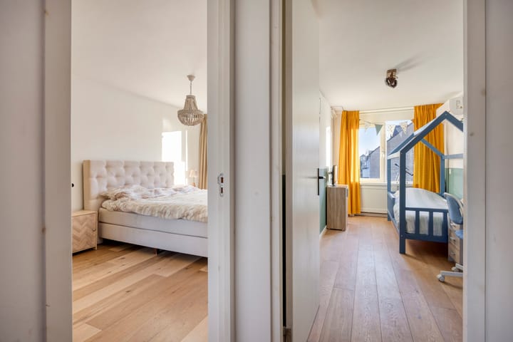 Photo 30 of Einsteinstraat 20