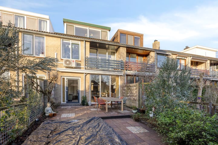 Photo 41 of Einsteinstraat 20