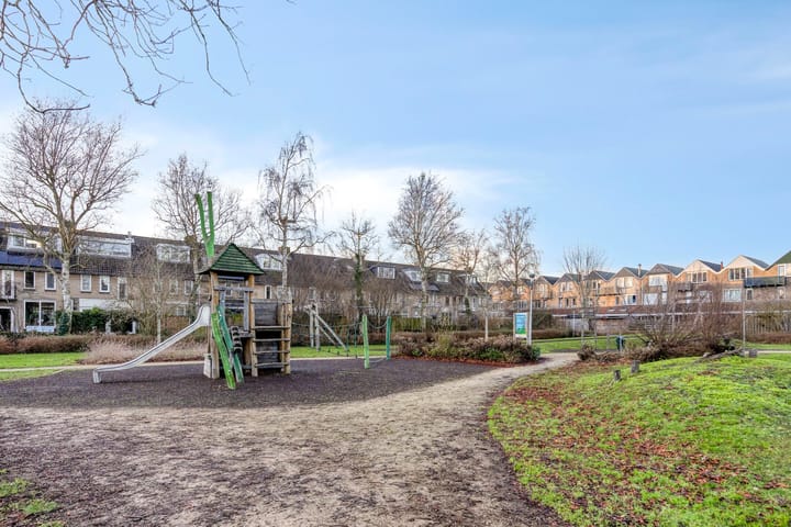 Photo 43 of Einsteinstraat 20