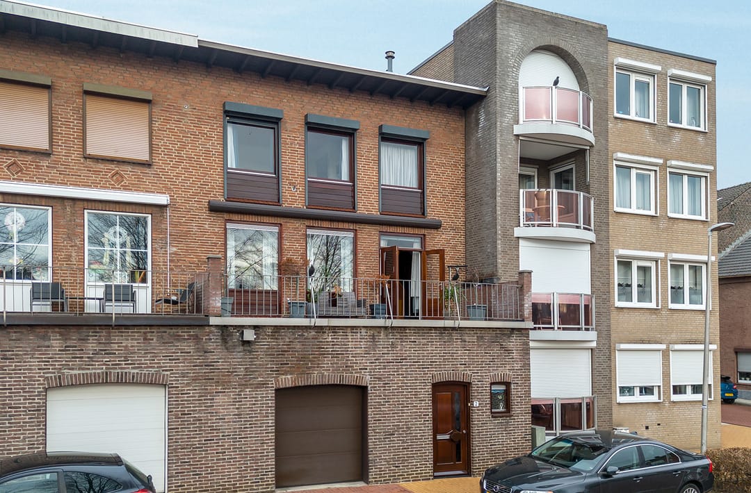 Foto 1 van Burg.Savelberglaan 2