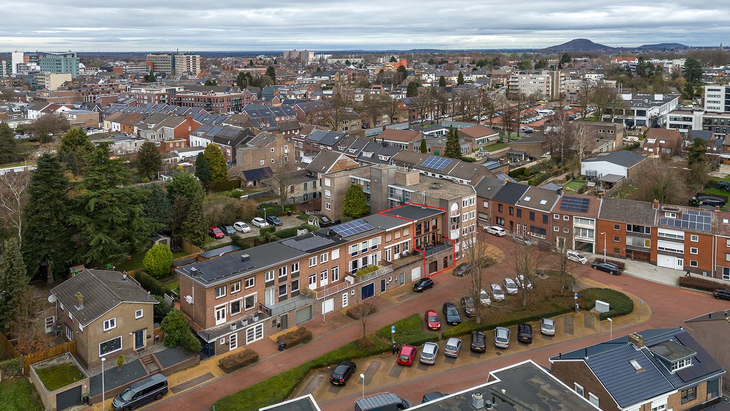 Foto 29 van Burg.Savelberglaan 2