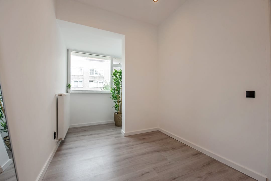 Photo 17 of Parallelweg 38-B