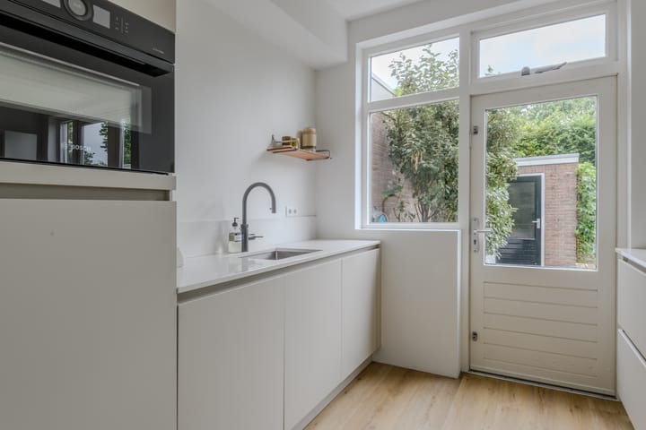 Foto 17 van Heidevenstraat 50