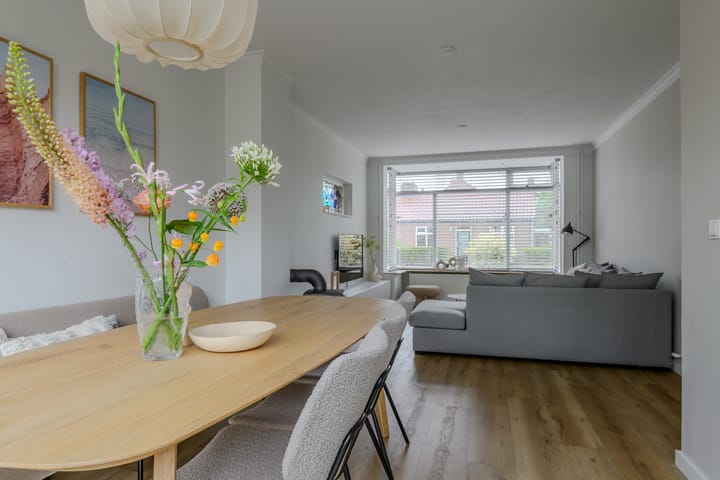 Foto 13 van Heidevenstraat 50