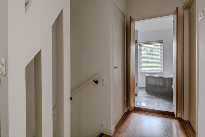 Foto 29 van Heidevenstraat 50