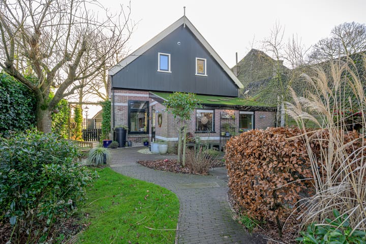 Photo 2 of Dorpsweg 113