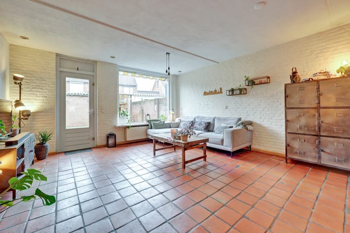 Photo 2 of Het Haringvliet 37