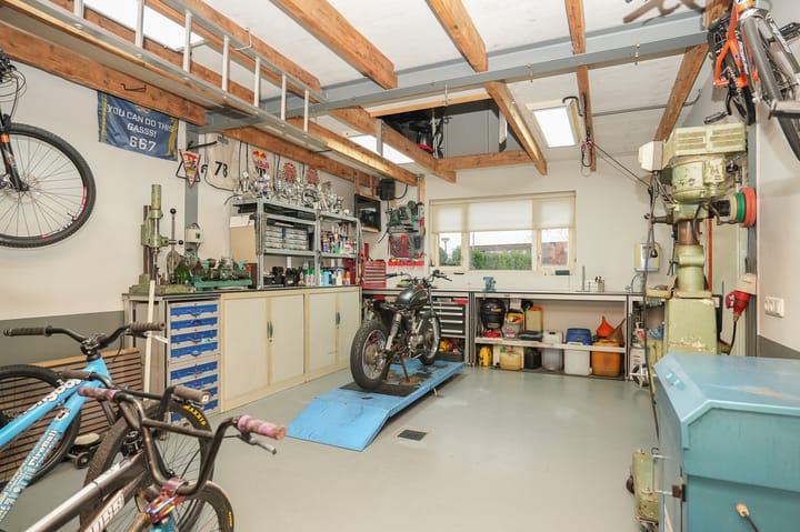 Foto 2 van Dahliastraat 8