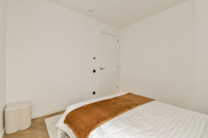 Foto 20 van Oostzanerdijk 28-A