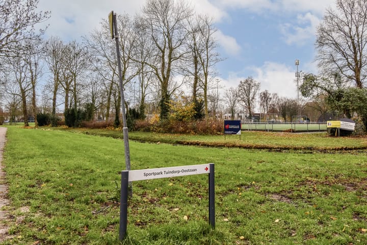 Foto 24 van Oostzanerdijk 28-A