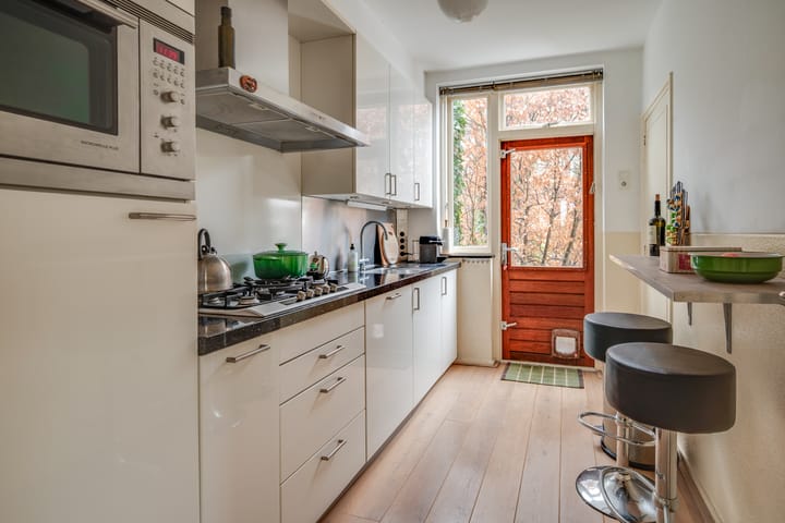 Photo 14 of Wilhelminastraat 26