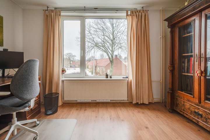 Photo 31 of Wilhelminastraat 26