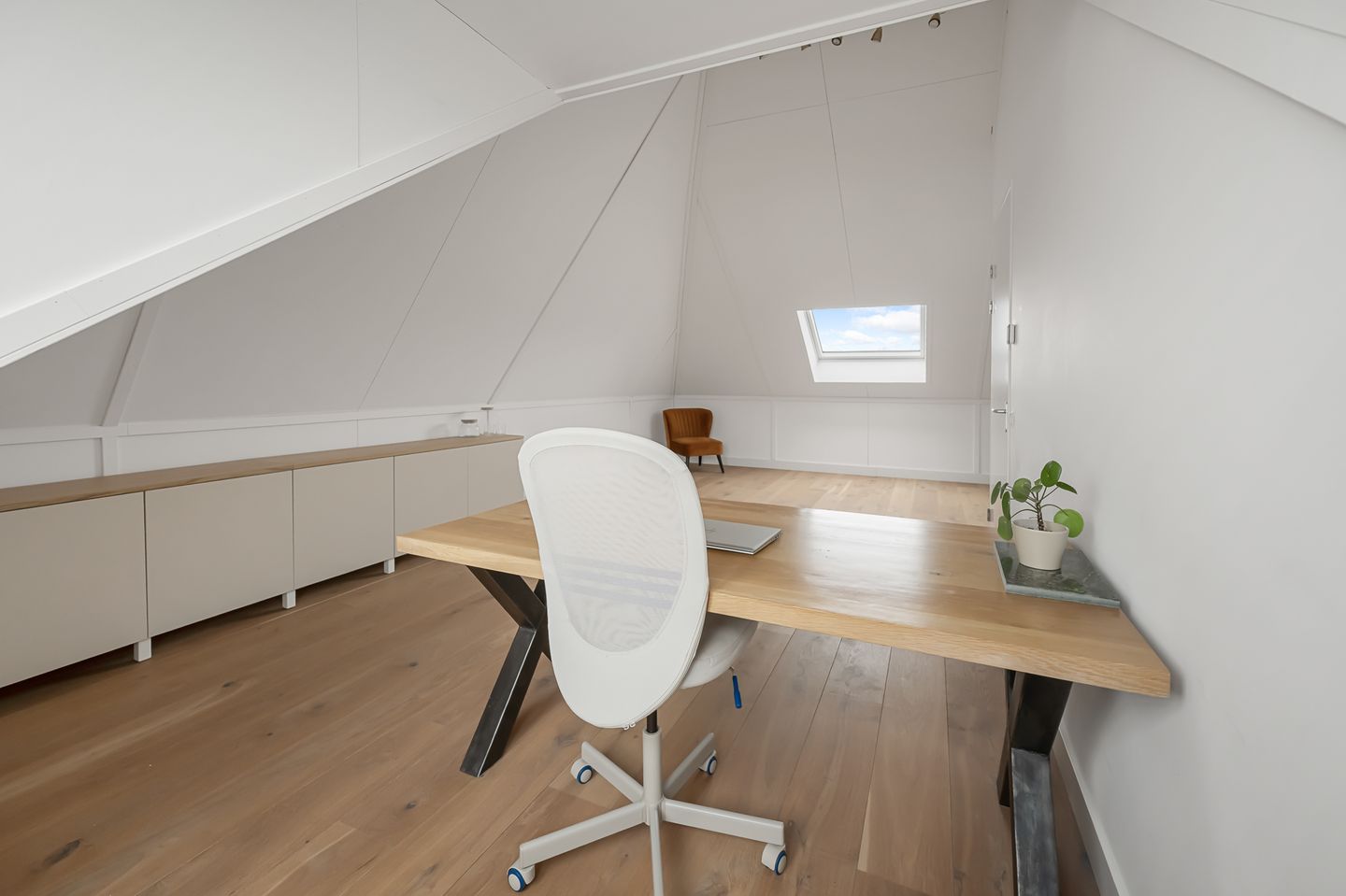 Foto 35 van Anemoonlaan 12