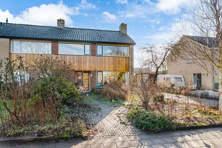 Foto 32 van Stationsweg 27