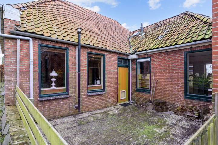 Foto 47 van Zuster A. Westerhofstraat 10