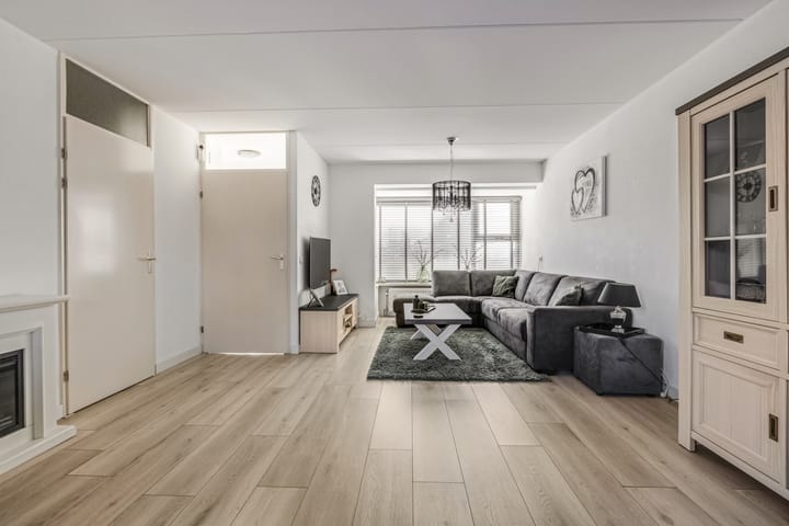 Foto 2 van Zonnedauw 18