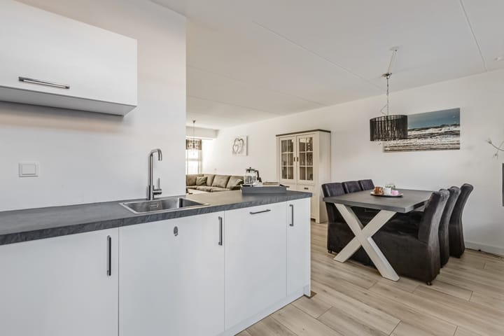 Foto 10 van Zonnedauw 18