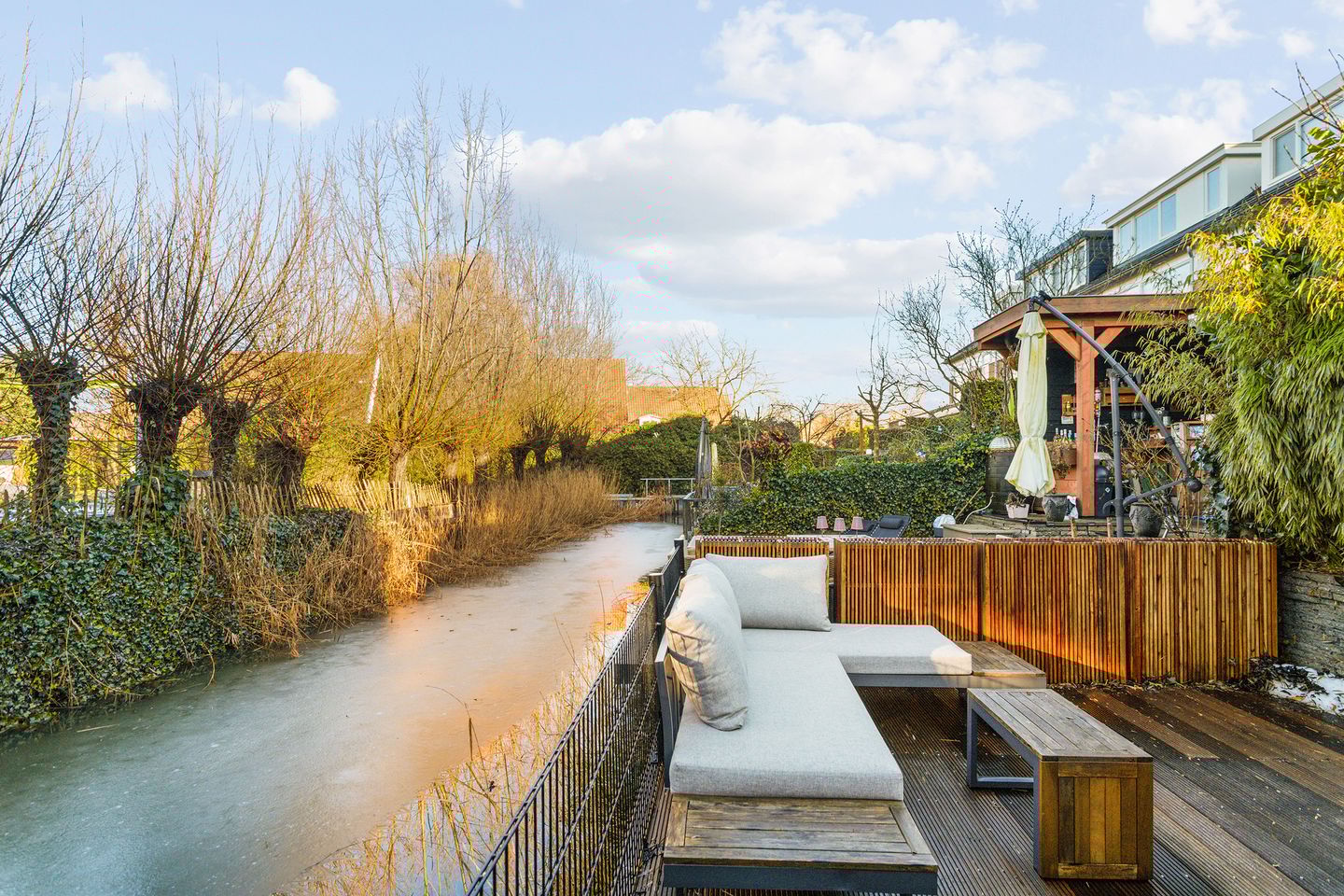 Foto 29 van Mattenbieslaan 11