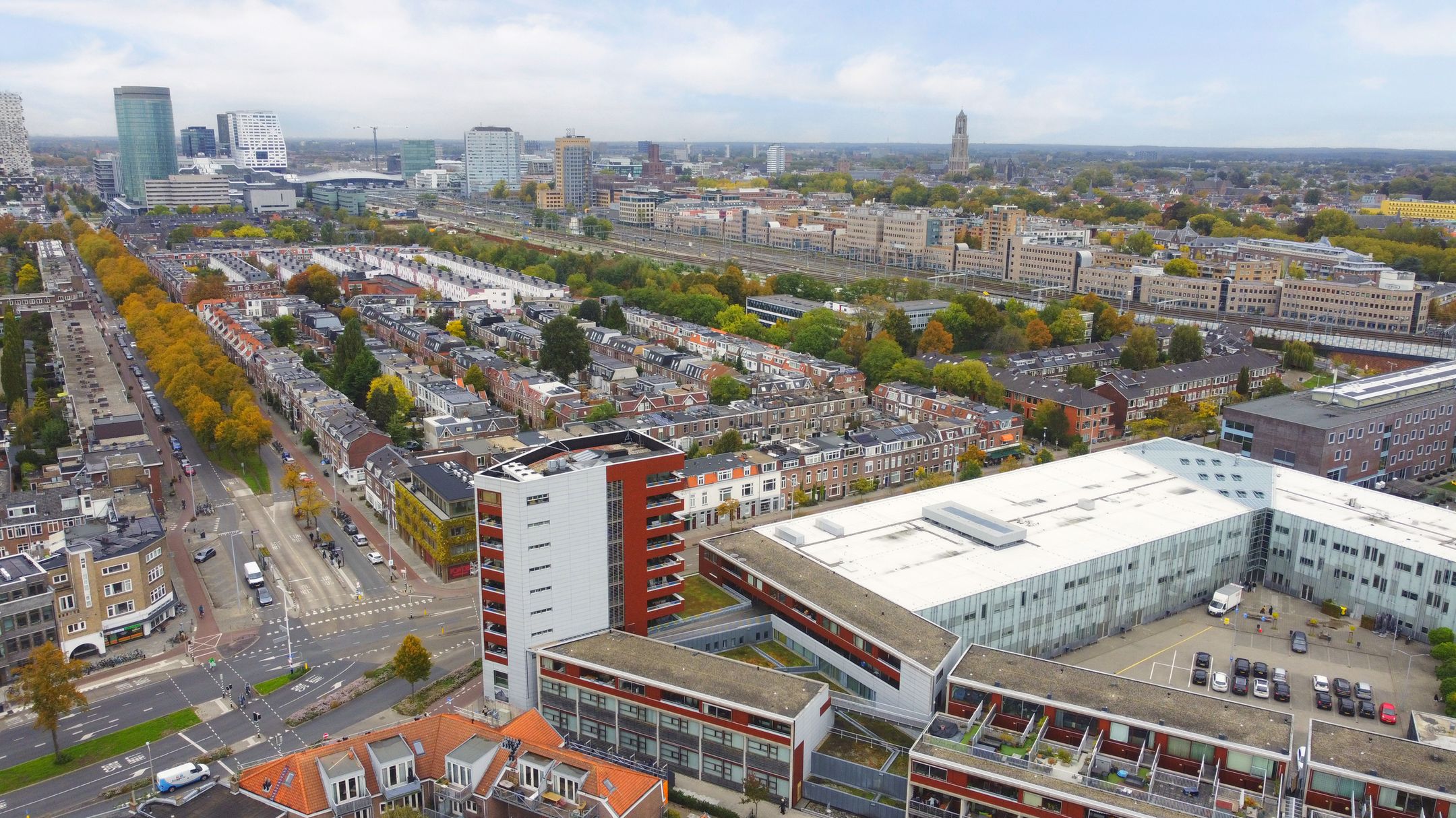 Photo 3 of Vondellaan 208