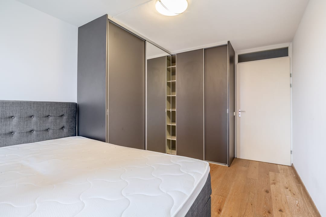 Photo 22 of Vondellaan 208