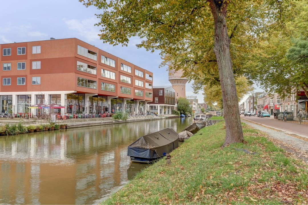 Photo 41 of Vondellaan 208