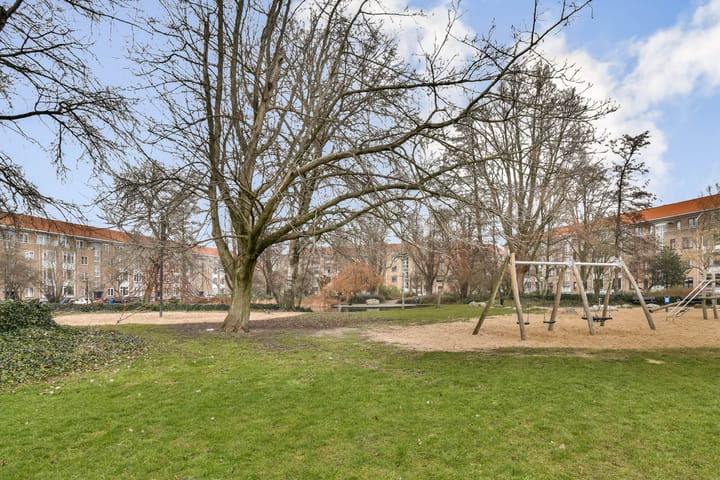 Foto 29 van Valeriusstraat 149