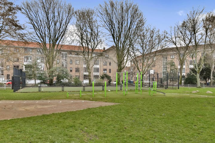 Foto 30 van Valeriusstraat 149