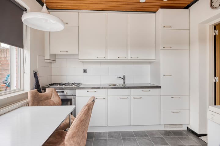 Foto 12 van Asterstraat 11