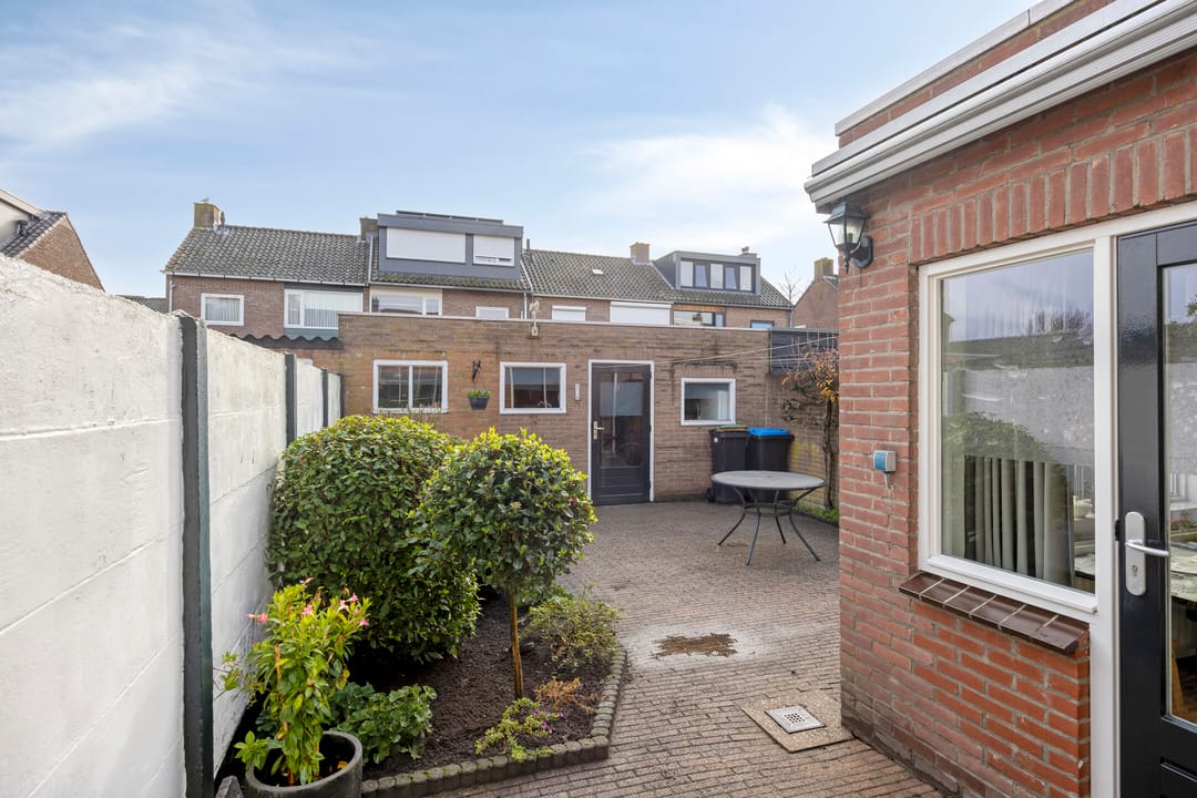 Photo 28 of Asterstraat 11