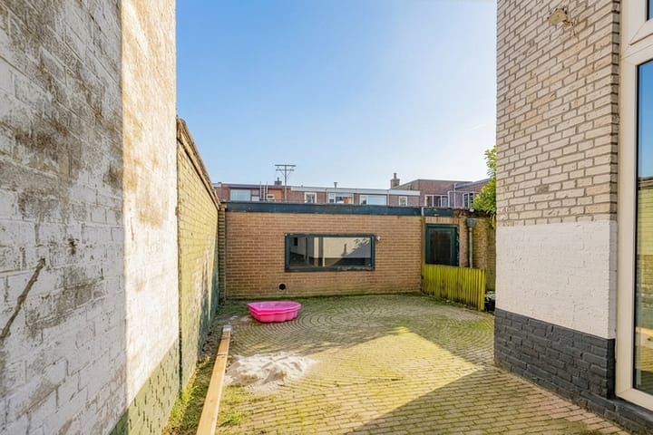 Foto 24 van Julianakade 40