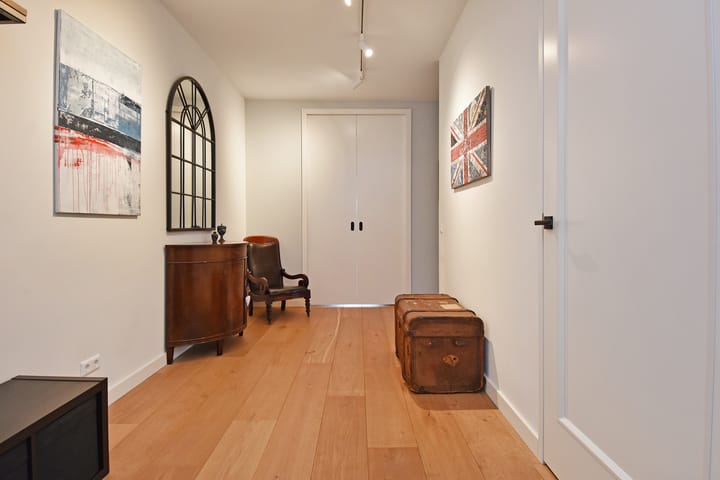 Photo 49 of Laan van Poot 391