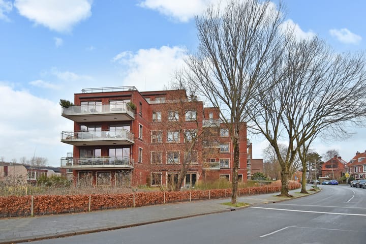 Photo 61 of Laan van Poot 391