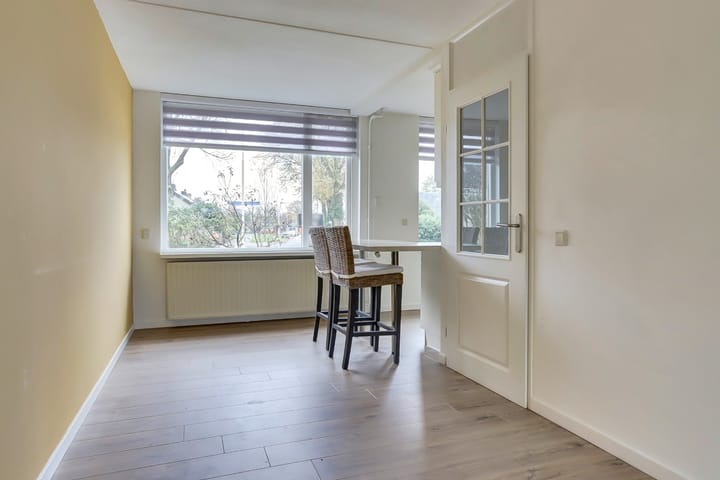 Photo 9 of Anjerstraat 1