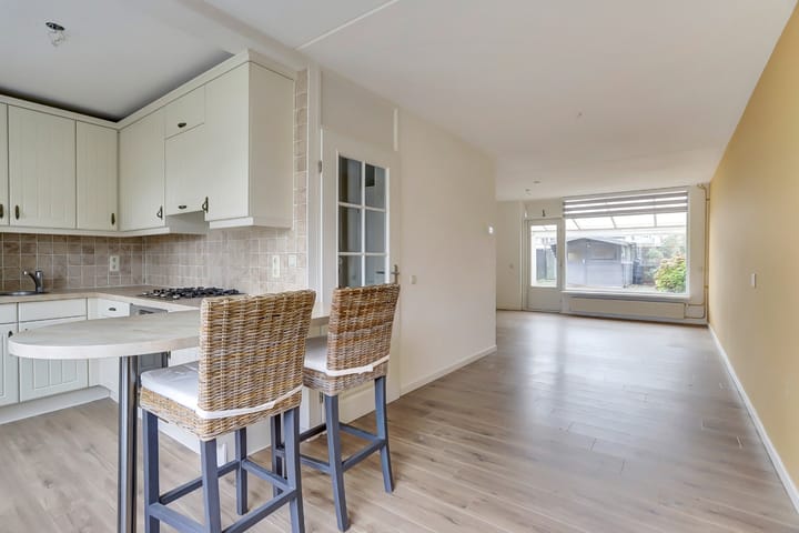 Photo 12 of Anjerstraat 1