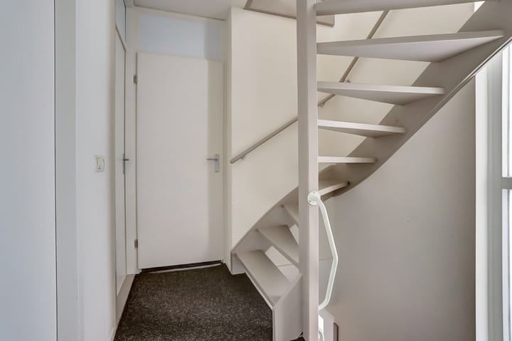 Photo 22 of Anjerstraat 1