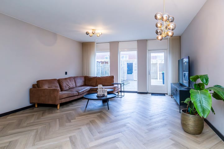 Foto 8 van Montevideostraat 60