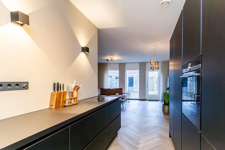 Foto 15 van Montevideostraat 60