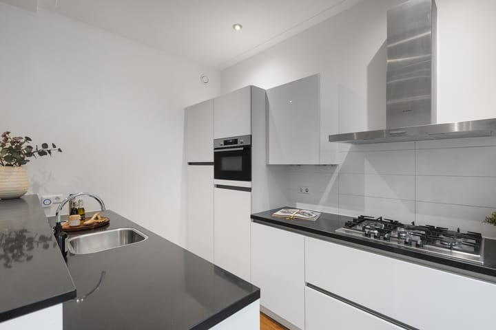 Foto 25 van Valeriusstraat 145-E