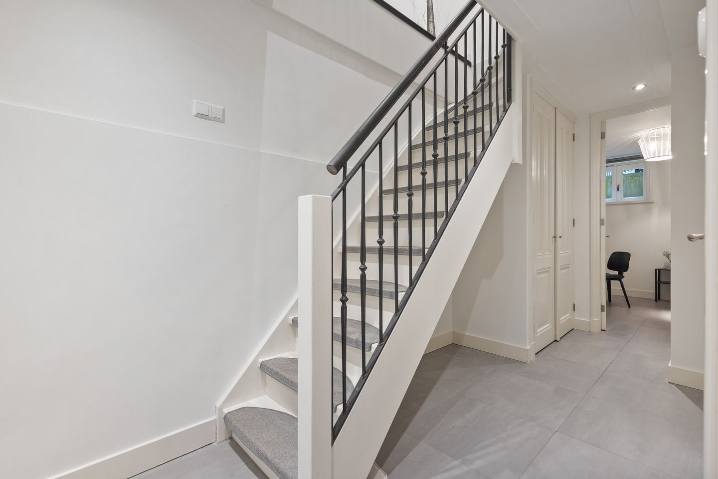 Photo 35 of Valeriusstraat 145-E