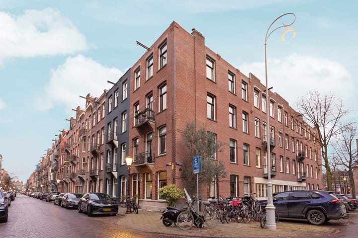 Foto 50 van Valeriusstraat 145-E