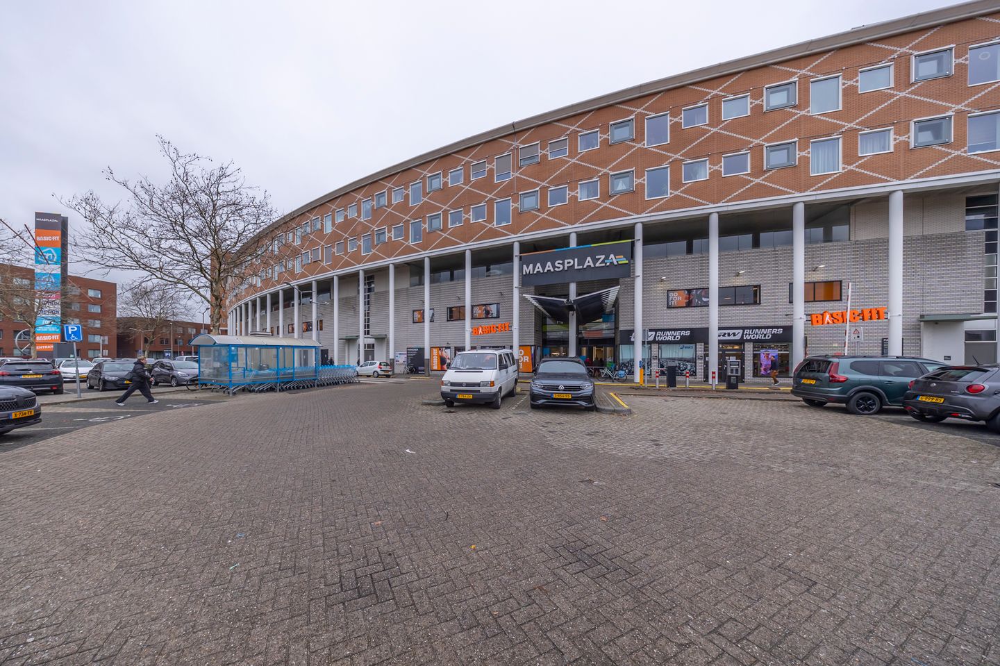 Bekijk foto 2 van Korte Parallelweg 155