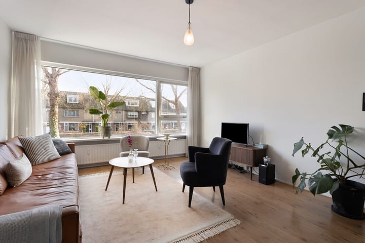 Photo 4 of Marie Koenenstraat 25