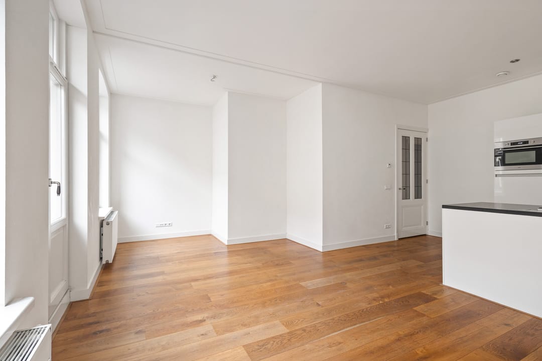 Photo 11 of Valeriusstraat 145-A