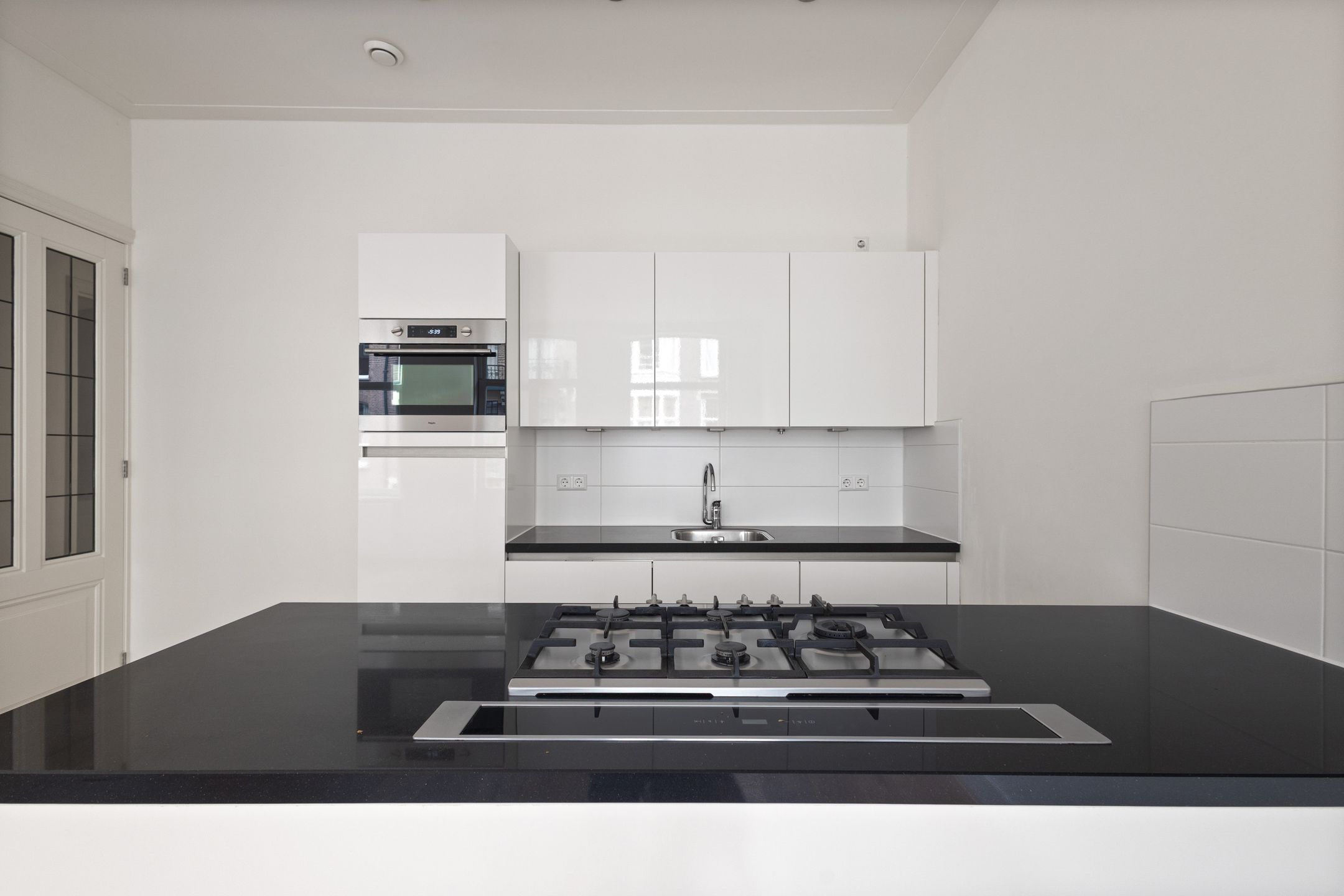 Photo 15 of Valeriusstraat 145-A