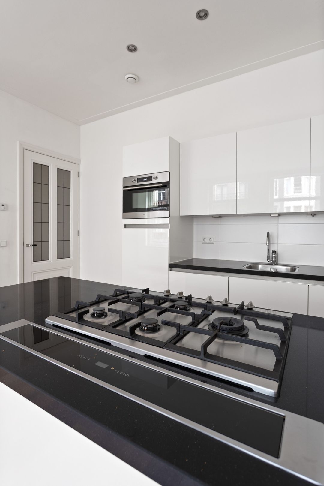 Photo 16 of Valeriusstraat 145-A