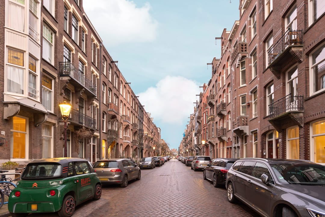 Photo 32 of Valeriusstraat 145-A