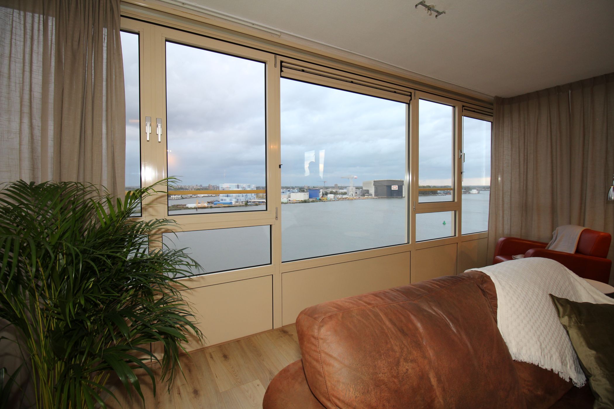 Foto 9 van Vegastraat 105