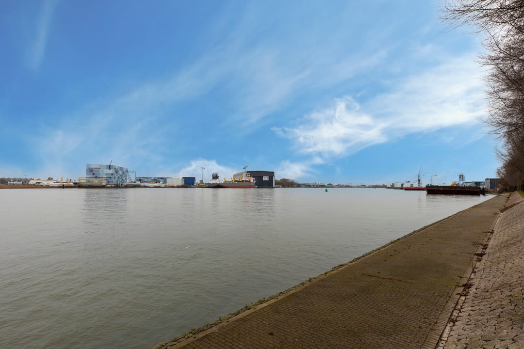 Foto 28 van Vegastraat 105